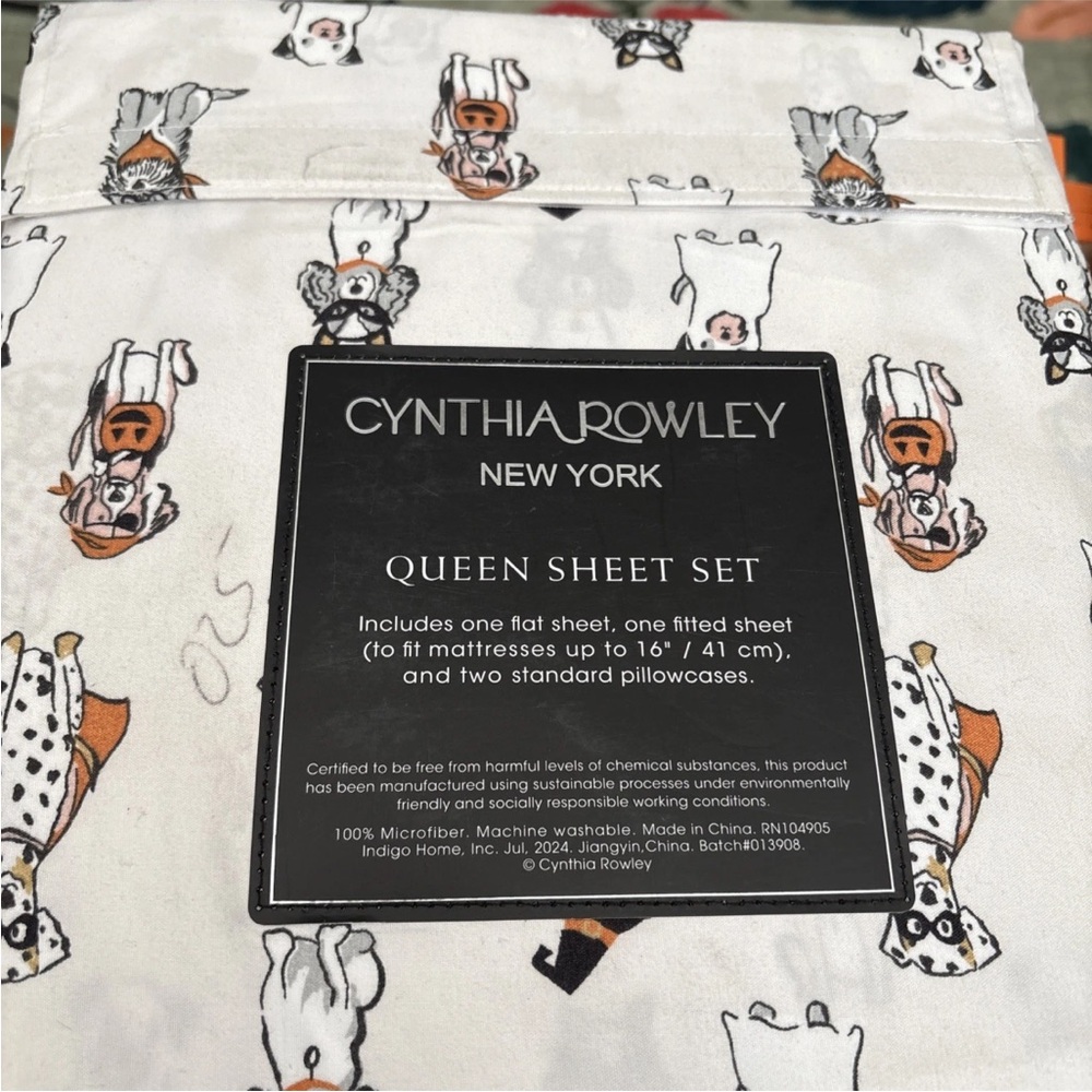 Cynthia Rowley Queen Sheet Set - White with Playful Dog Design